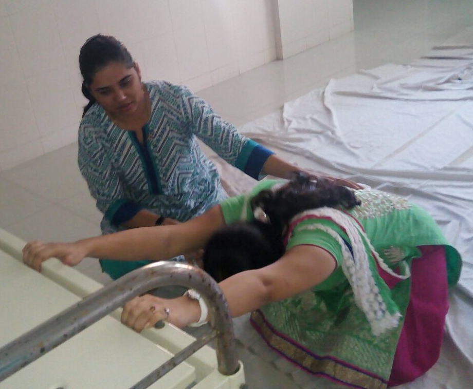 Pregnancy back pain exercise in Vashi Navi Mumbai, FabMoms